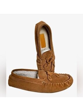 Manitobah Mukluks Suede Moccasin Slippers